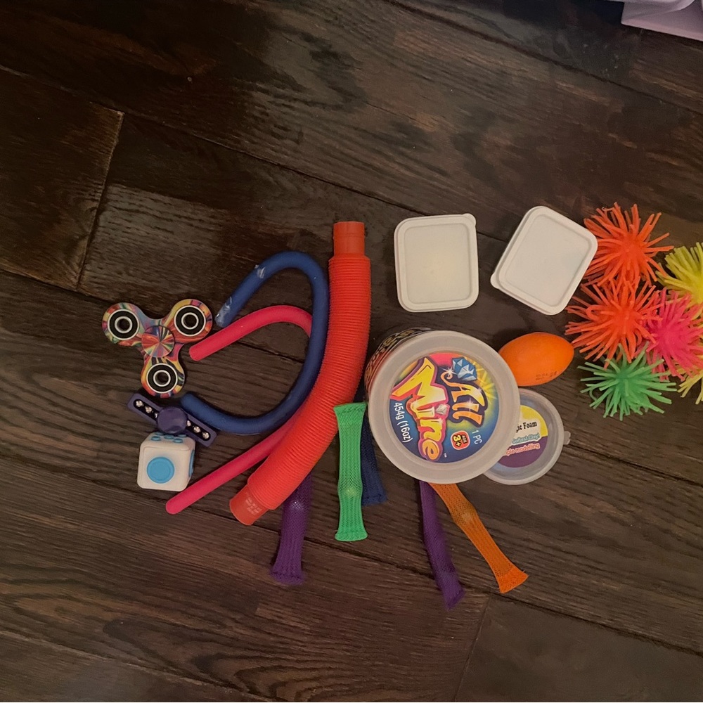 23 fidget toys
